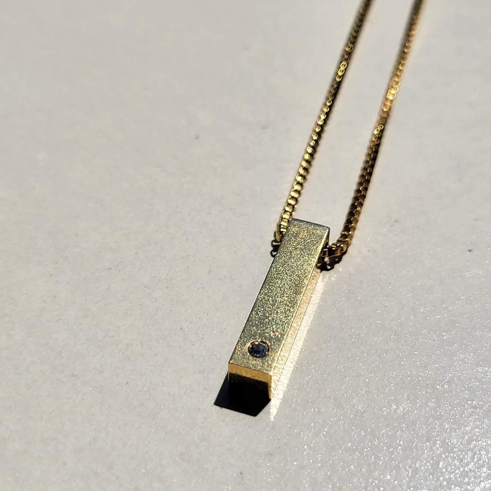 Gold Tone Textured Bar Pendant Necklace Small Clear Stone Inset Chain
